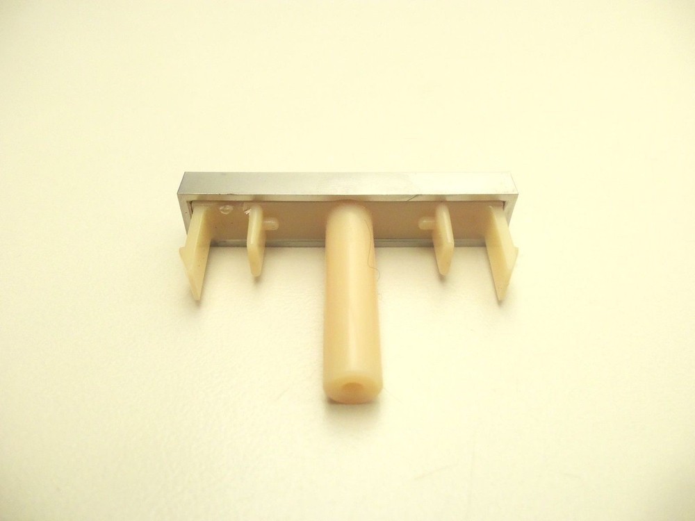 TECHNICS SL-B202 TURNTABLE PARTS - knob - stop