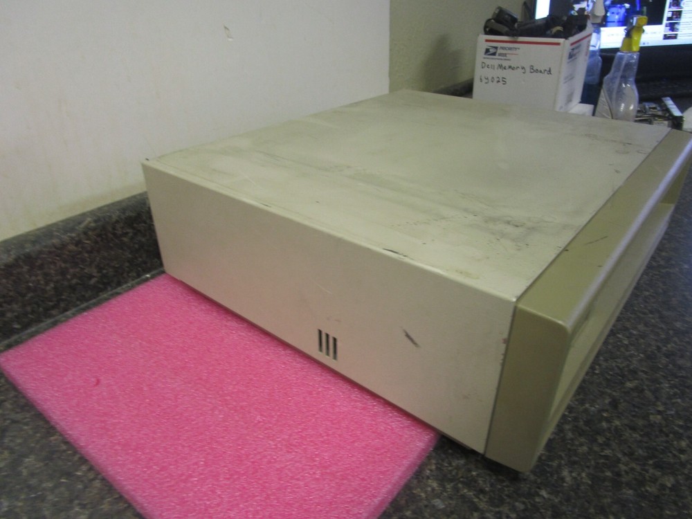 Vintage Texas Instruments Professional Computer Basic 2223050-0004 - Powers Up