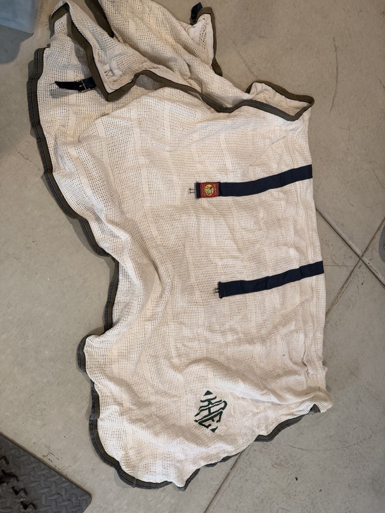 Baker sweat sheet/ fly sheet