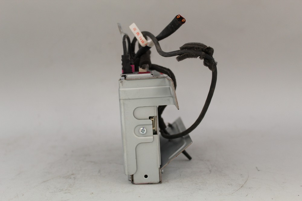 2014-2016 HYUNDAI GENESIS TELEMATIC COMMUNICATION CONTROL MODULE 96240-B110 OEM