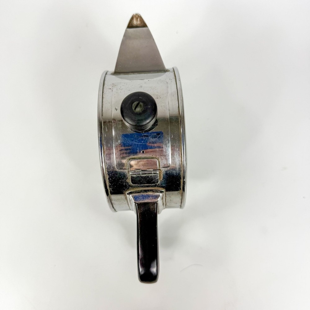 Vintage Art Deco Englishtown 5th Avenue Silver Plated Teapot Bakelite Handle