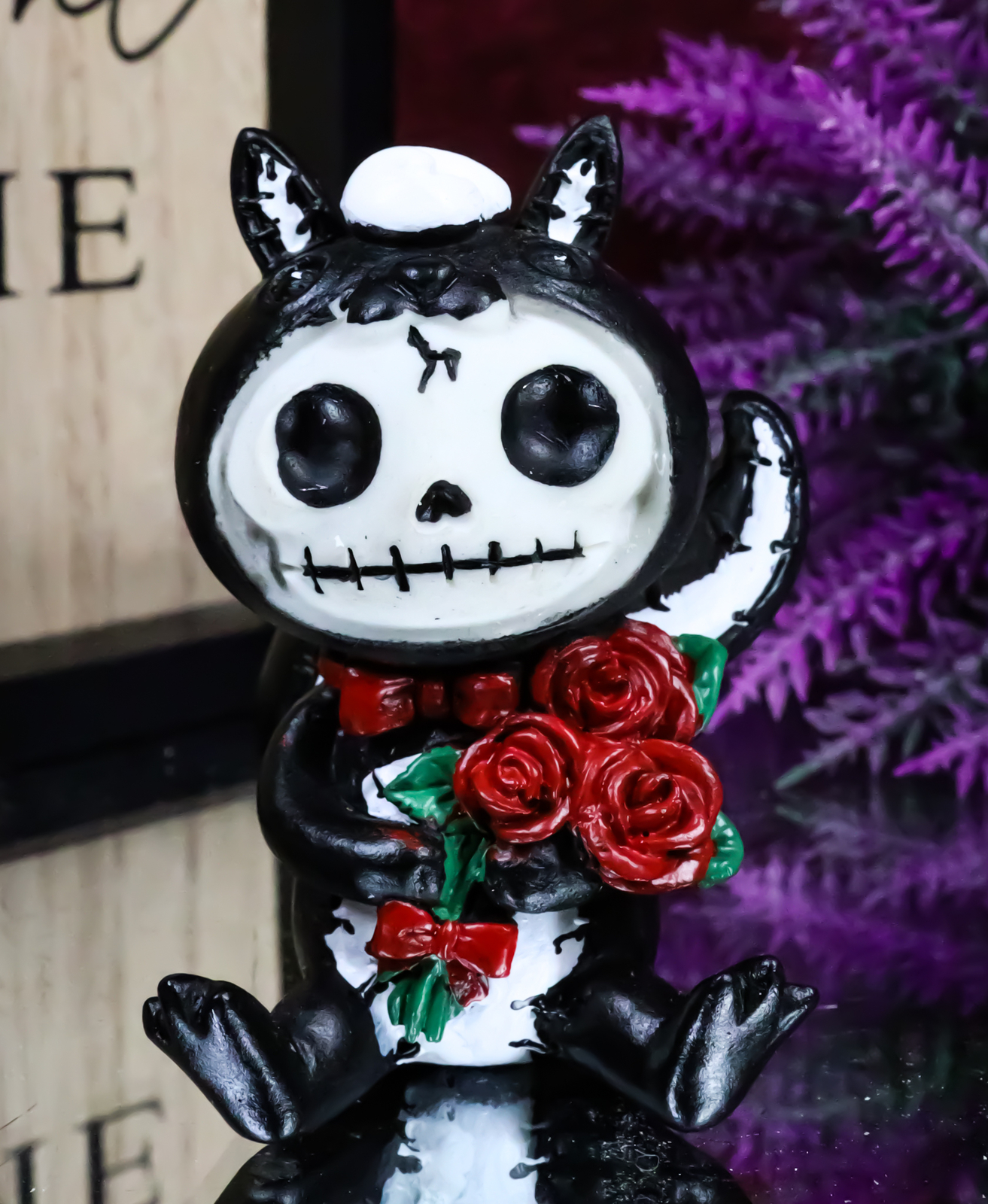 Furrybones Valentines Odo The Skunk Red Roses Skeleton Monster Ornament Figurine