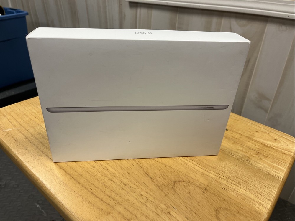iPad Wi-Fi + Cell 64GB Space Gray - EMPTY BOX ONLY  - No IPAD