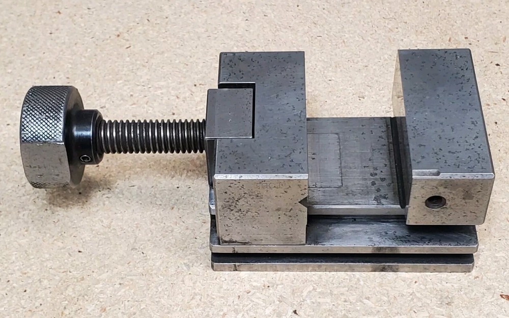 Mitutoyo No. 986-111 percision toolmakers vise