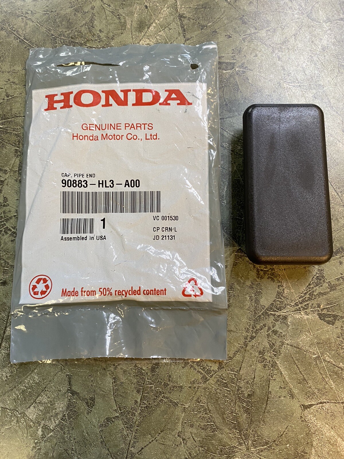 OEM Honda Pioneer 500 520 700 SXS Frame End Cap 90883-HL3-A00