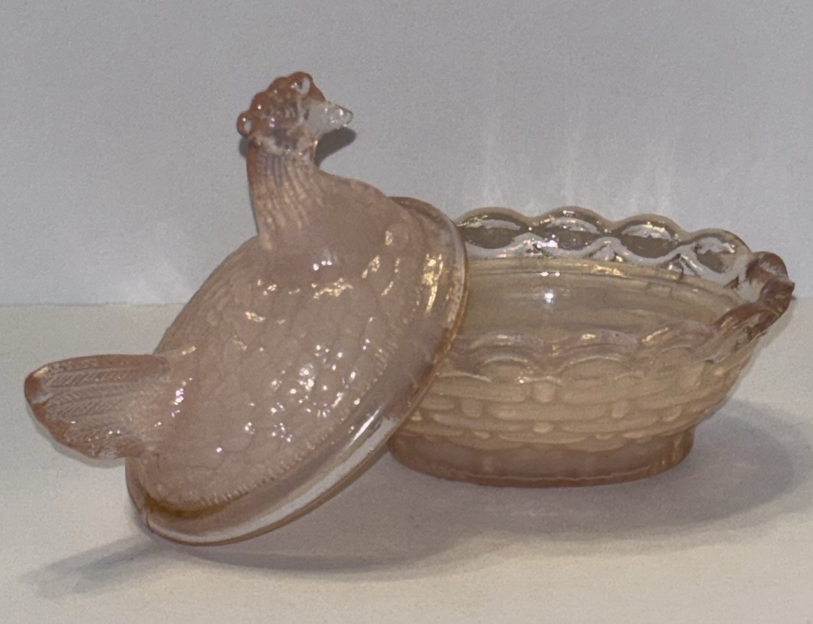 Degenhart Miniature Creamy Pink Glass Hen on Nest HON Mini Opaque