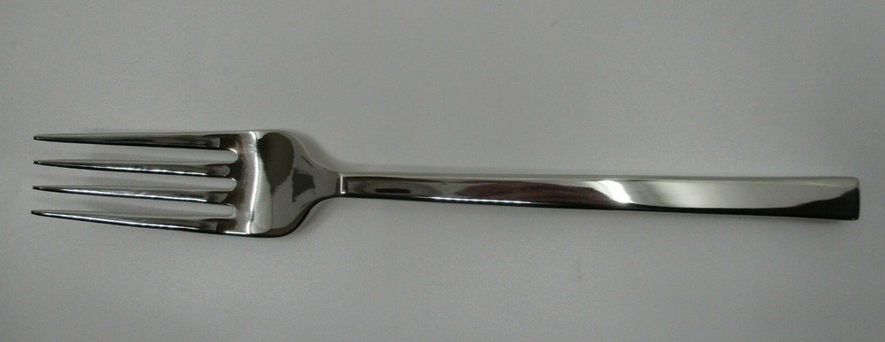 LENOX  STAINLESS ANGLE SALAD FORK - 7 1/4" - 05O