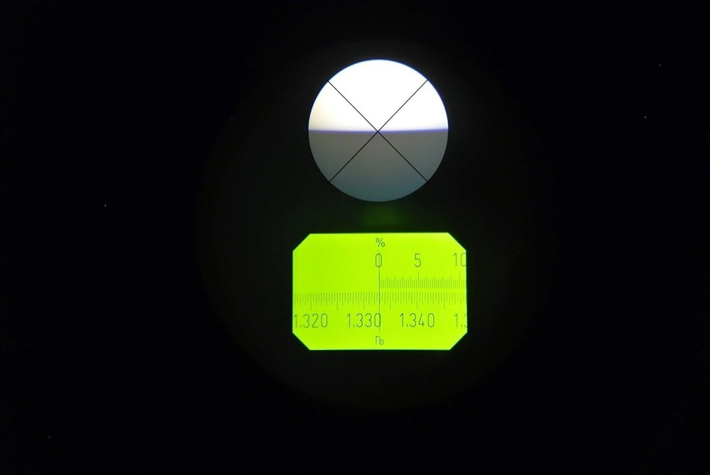 Abbe Refractometer Lab Abbe Refractometer Monocular with Accuracy(nD) ±0.0002