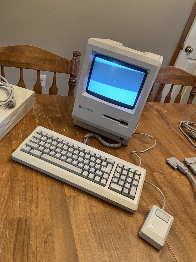 1986 Apple Macintosh Plus Computer With 1986 Apple Hard Disk 20sc