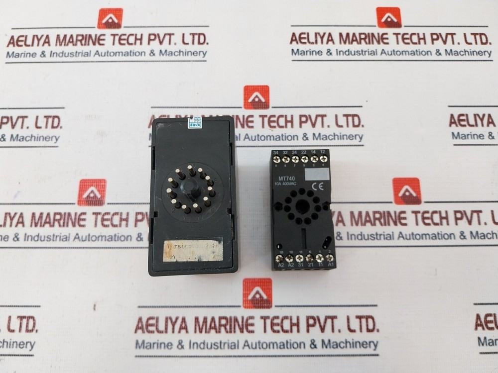 PD-132 Single Channel Vehicle Loop Detector with MT740 Base AC220V