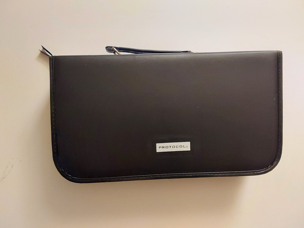 PROTOCOL PORTABLE INSIDE OUTSIDE GOLF CLUB PUTTING CUP REBOUNDING SET COMPACT