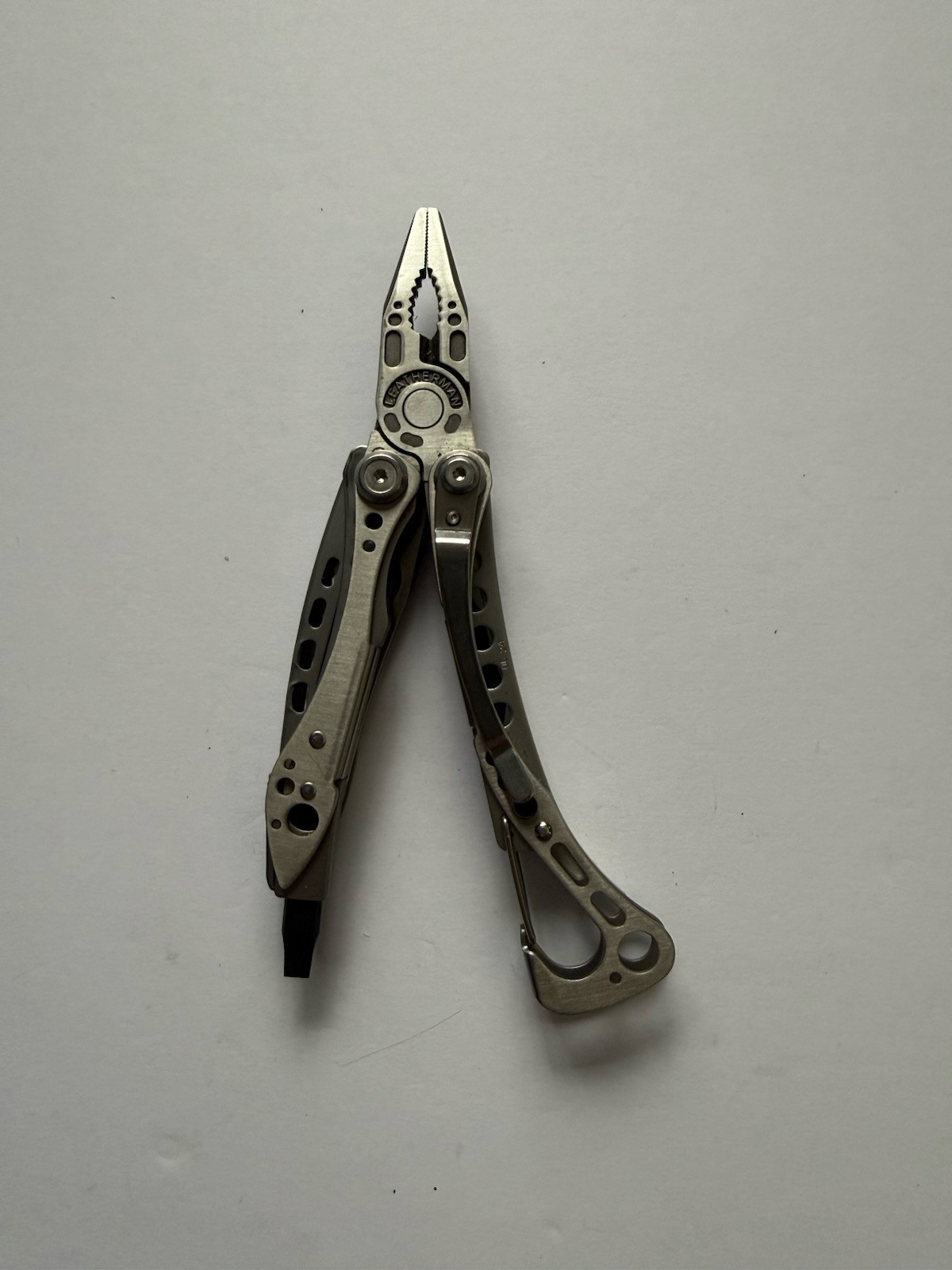 Stainless Leatherman Skeletool Multitool Pliers Knife - FREE SHIPPING