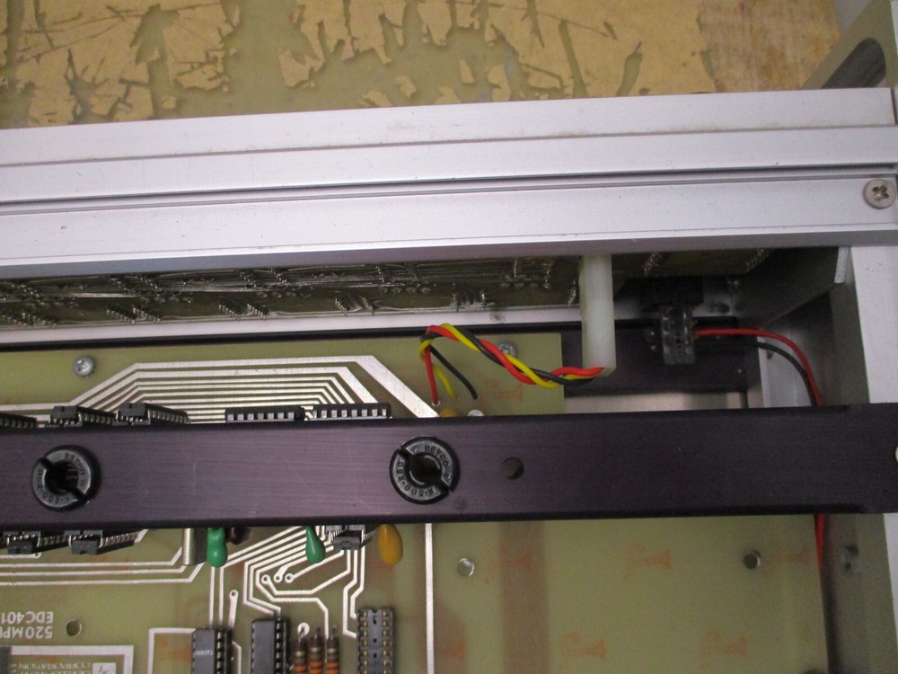 EDC Model 521 Programmable DC Calibrator Untested For Parts Only [18-.5]