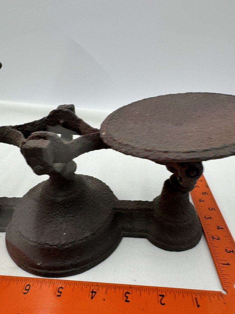 Antique Cast Iron Scale - No Weights, Part broke