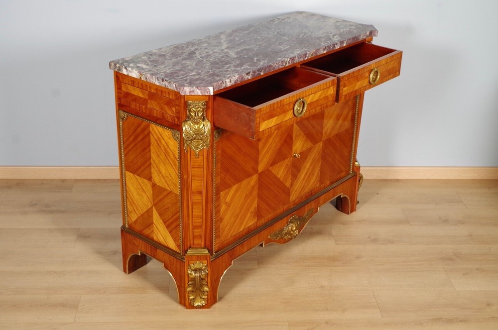 Louis XIV style support cabinet