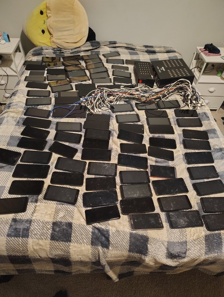 bulk cell phone lot unlocked