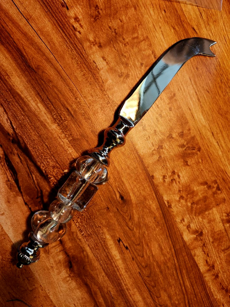 wedding cake knife beautiful