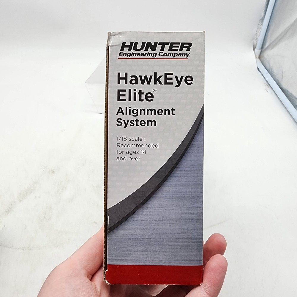 Hunter Engineeirning HawkEye Elite Alignment System Limited Edition 1/18 Scale