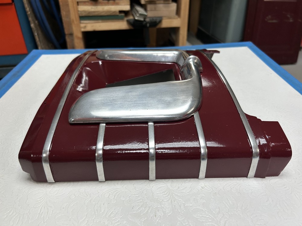 Original Mills Hightop Slot Machine Lower Casting