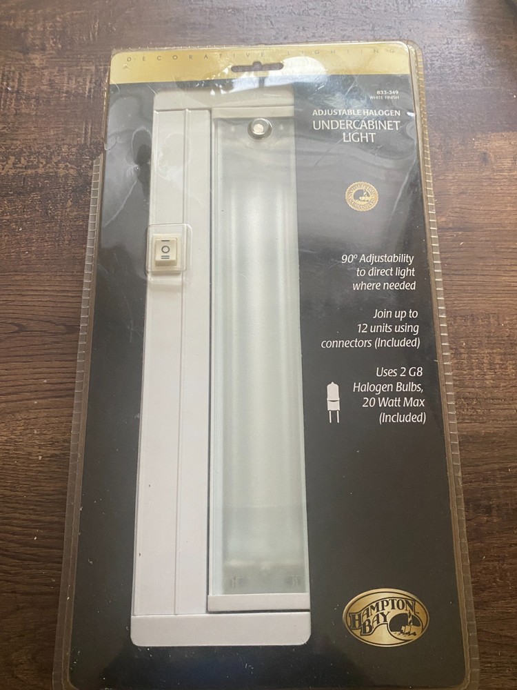 Hampton Bay Under Cabinet Adjustable Halogen Light 833-349 White
