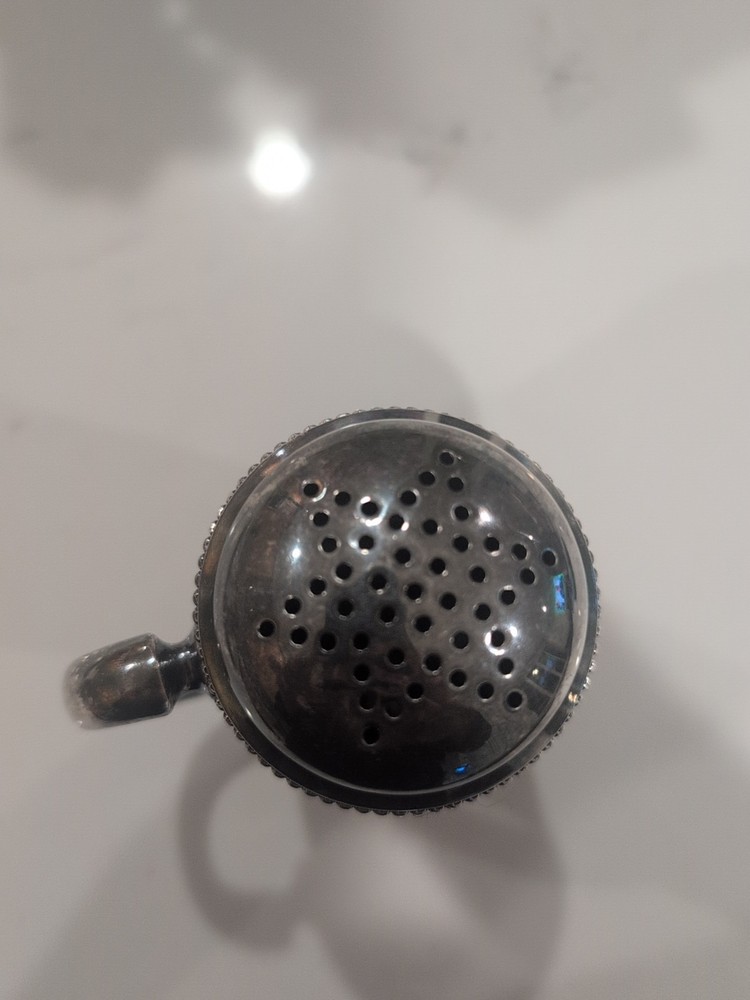 WILCOX SILVERPLATE CO. # 1677 SUGAR SHAKER