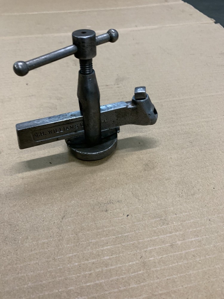 Rocker Type Tool Holder Roughly 7/16 Tool Opening