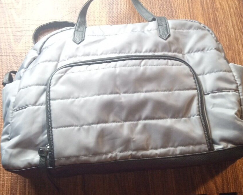 DSW SILVER GYM DUFFLE BAG
