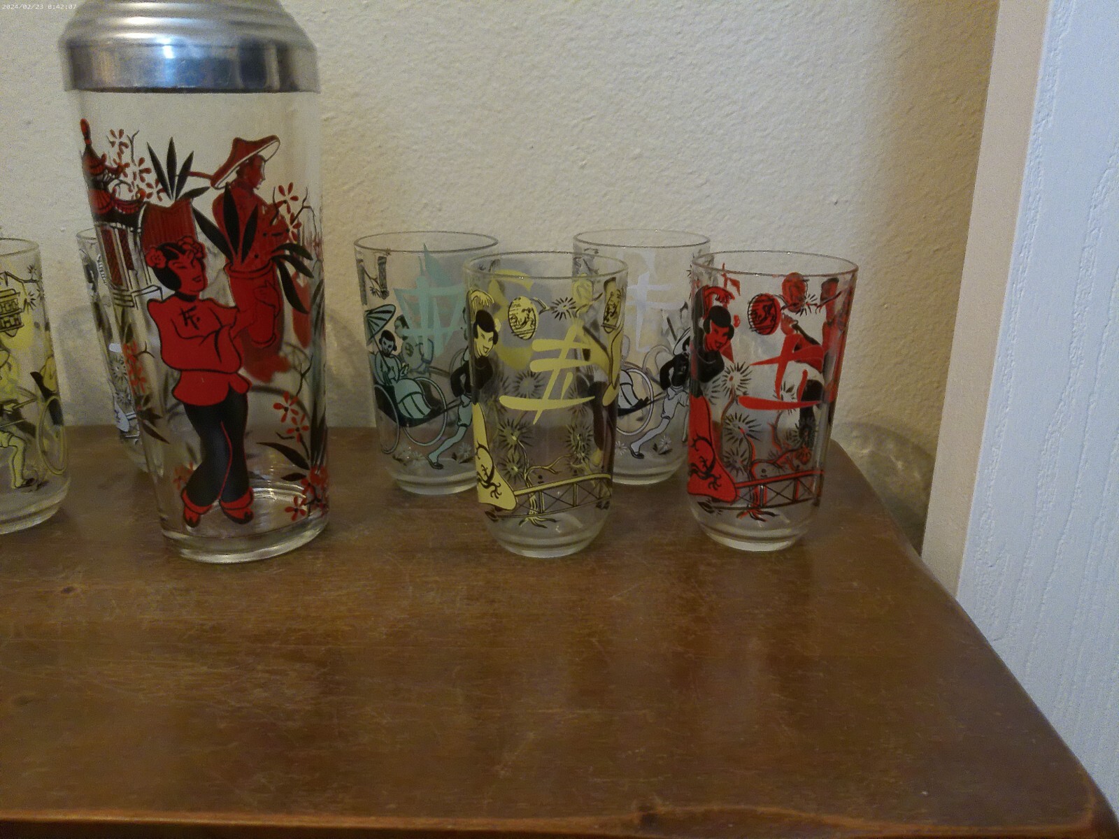 Vintage Mid Century Oriental Asian Design Cocktail Shaker and Eight Glasses