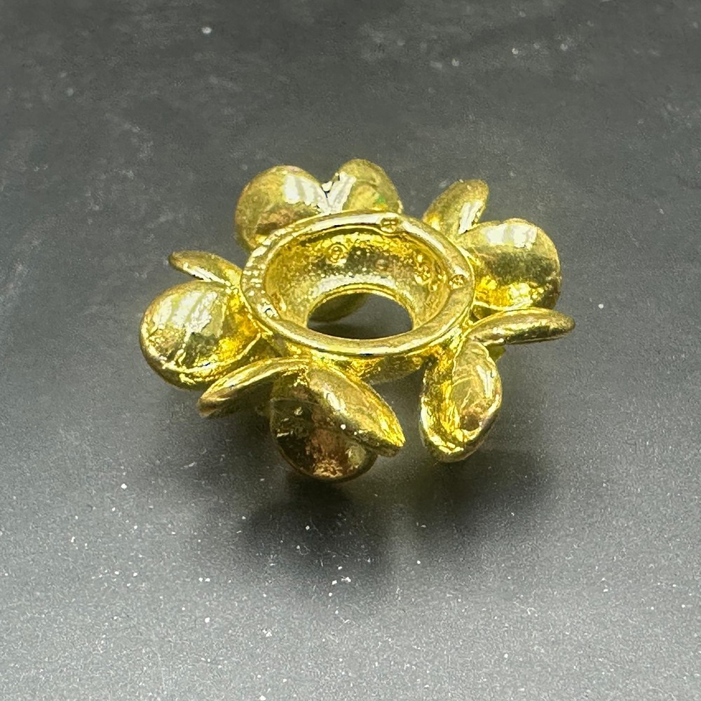 Metal crystal small ball base