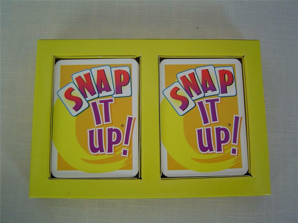 Learning Resources SNAP IT UP Phonics and Reading Card Game Word Families