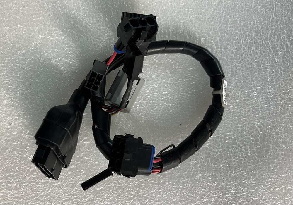 Pride Victory Series R-Series Controller Interface Harness DWR9966H036