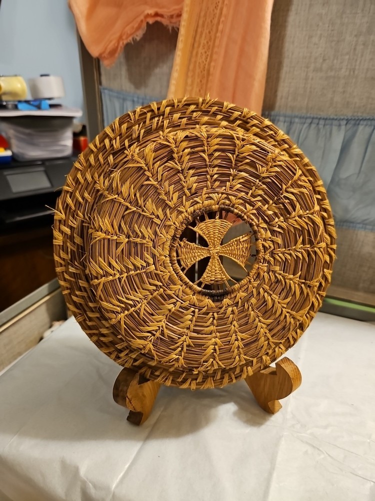 vintage pine needle basketry