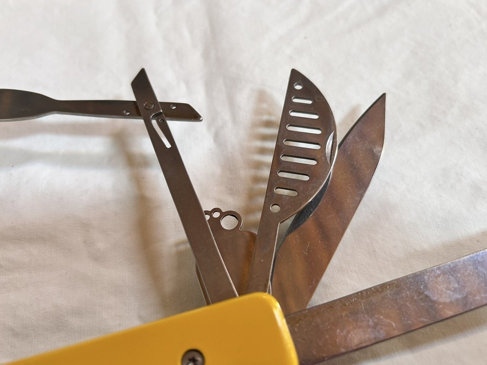 Johnnie Walker Bar Multi Tool Bartender Tool
