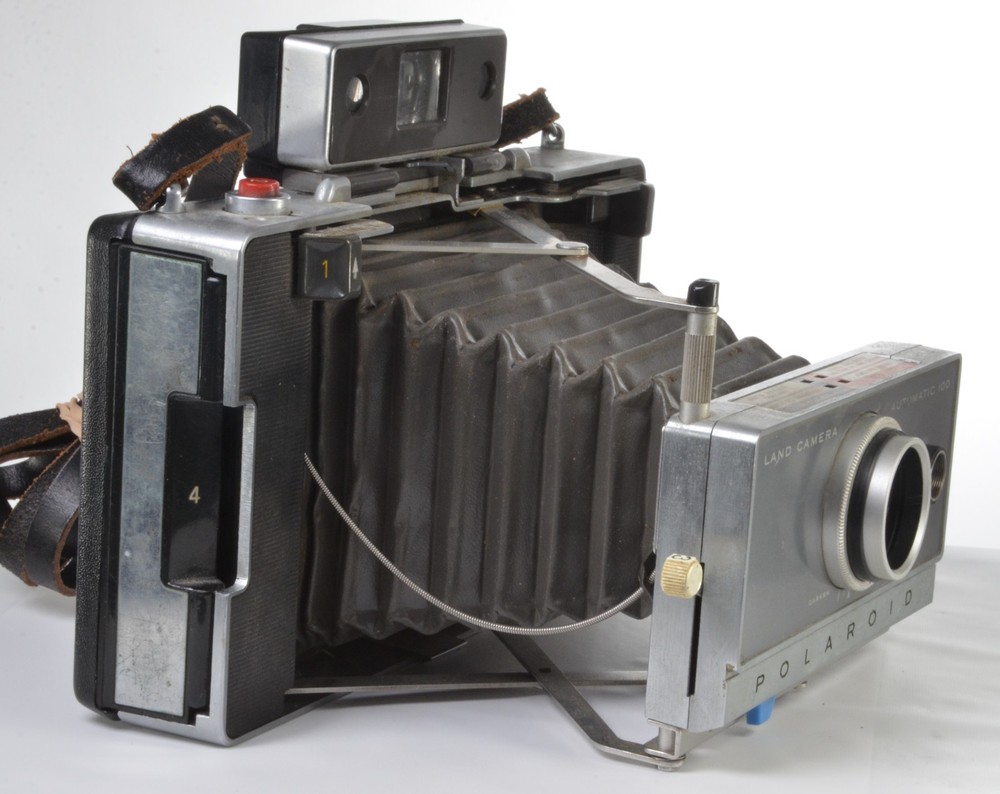 Vintage Polaroid Automatic 100 Land Camera with Strap -READ DESCRIPTION