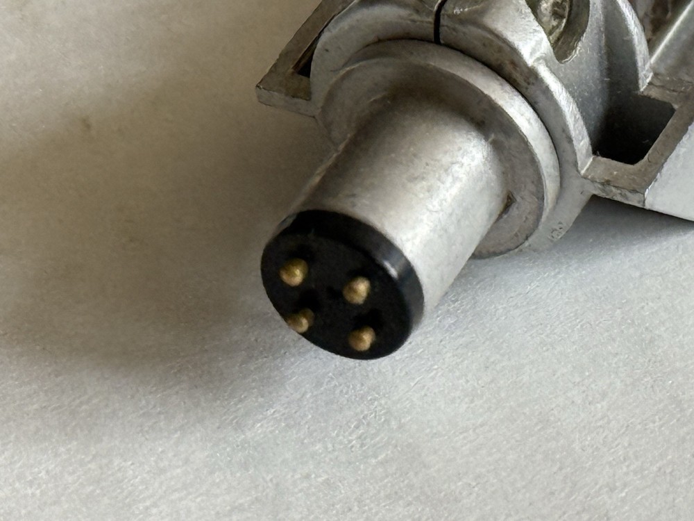 YAMAHA HS-1000 Headshell shell For Turntable Tonearm.