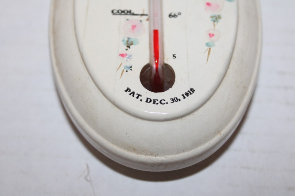 Vintage Baby Bath Thermometer With Box