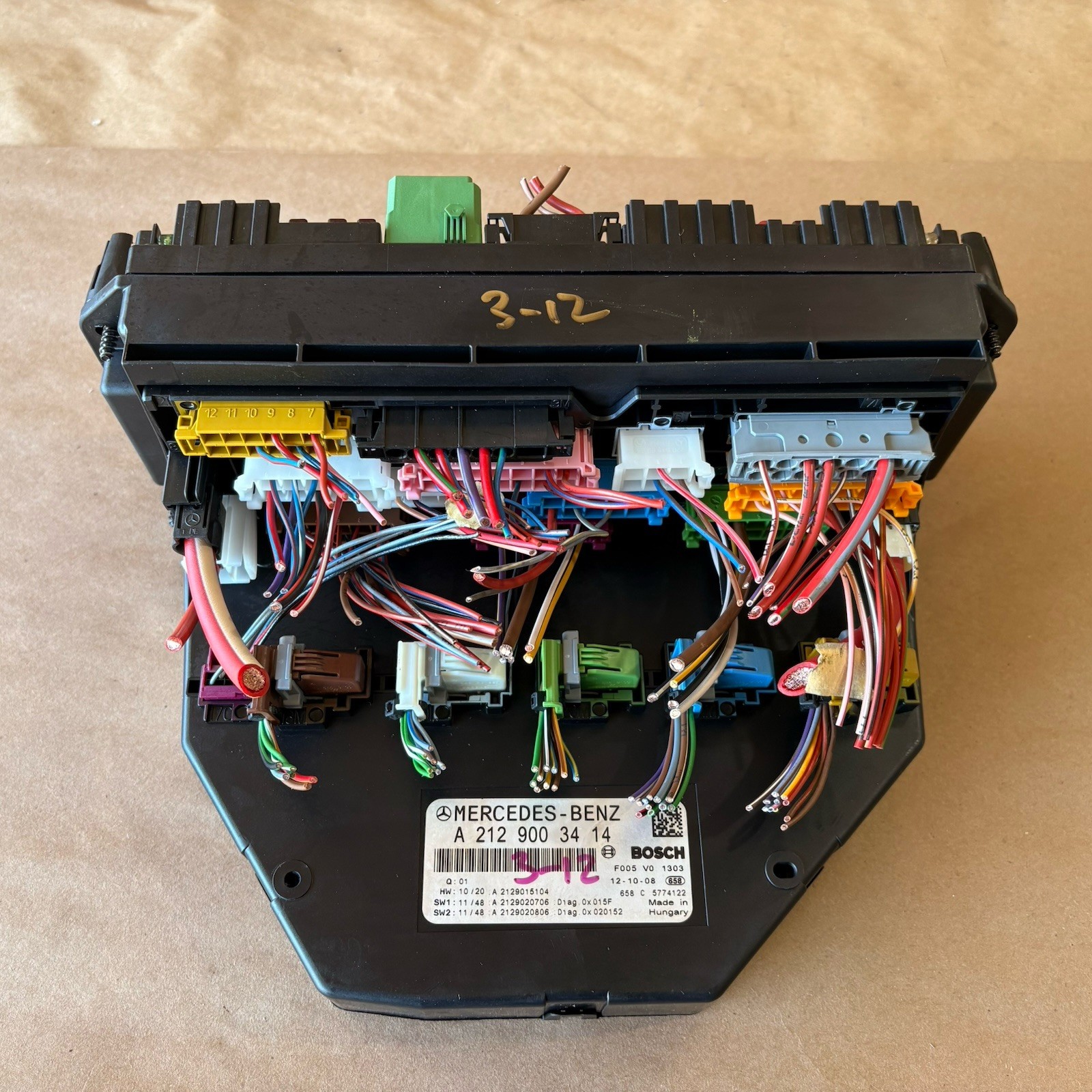 13 Mercedes-Benz C250 Front Fuse SAM Relay Box Control Module A 212 900 34 14