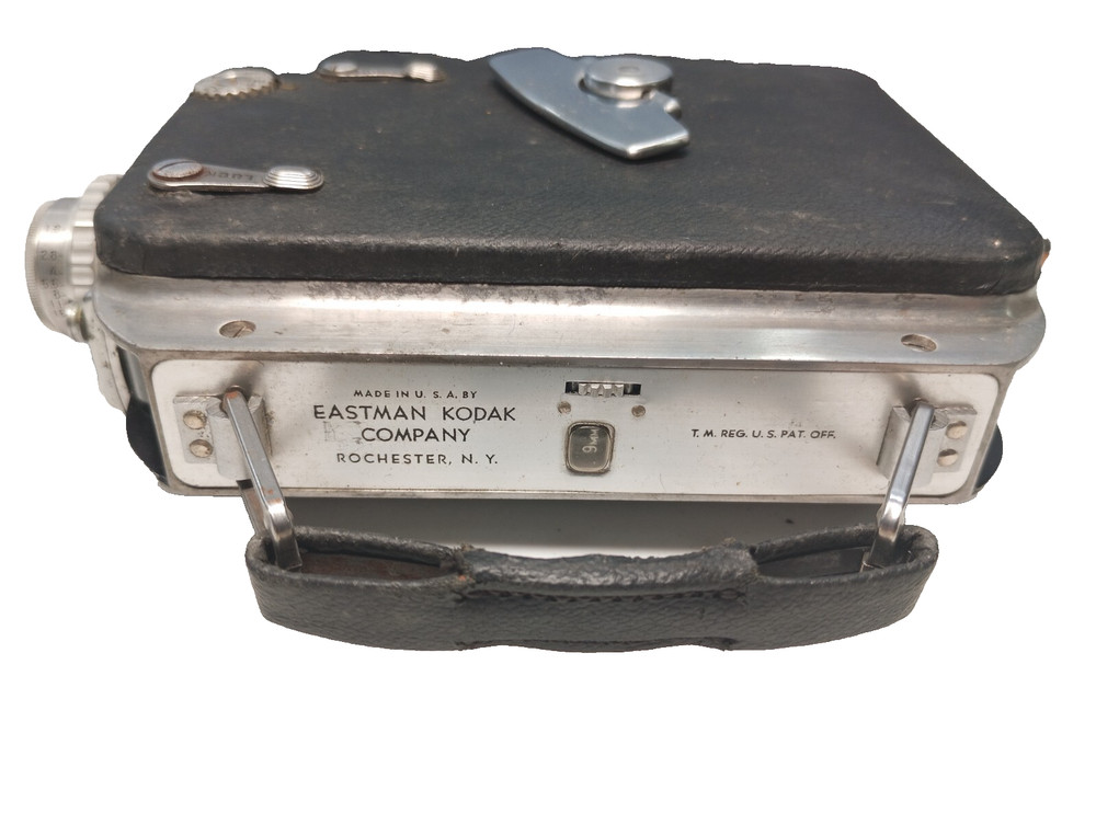 Cine Kodak Magazine 8 camera with original case untested