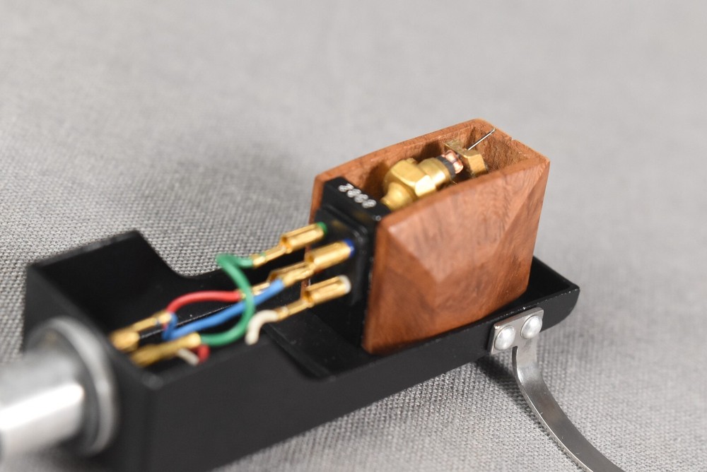 BENZ MICRO RUBY MC cartridge In Excellent Condition