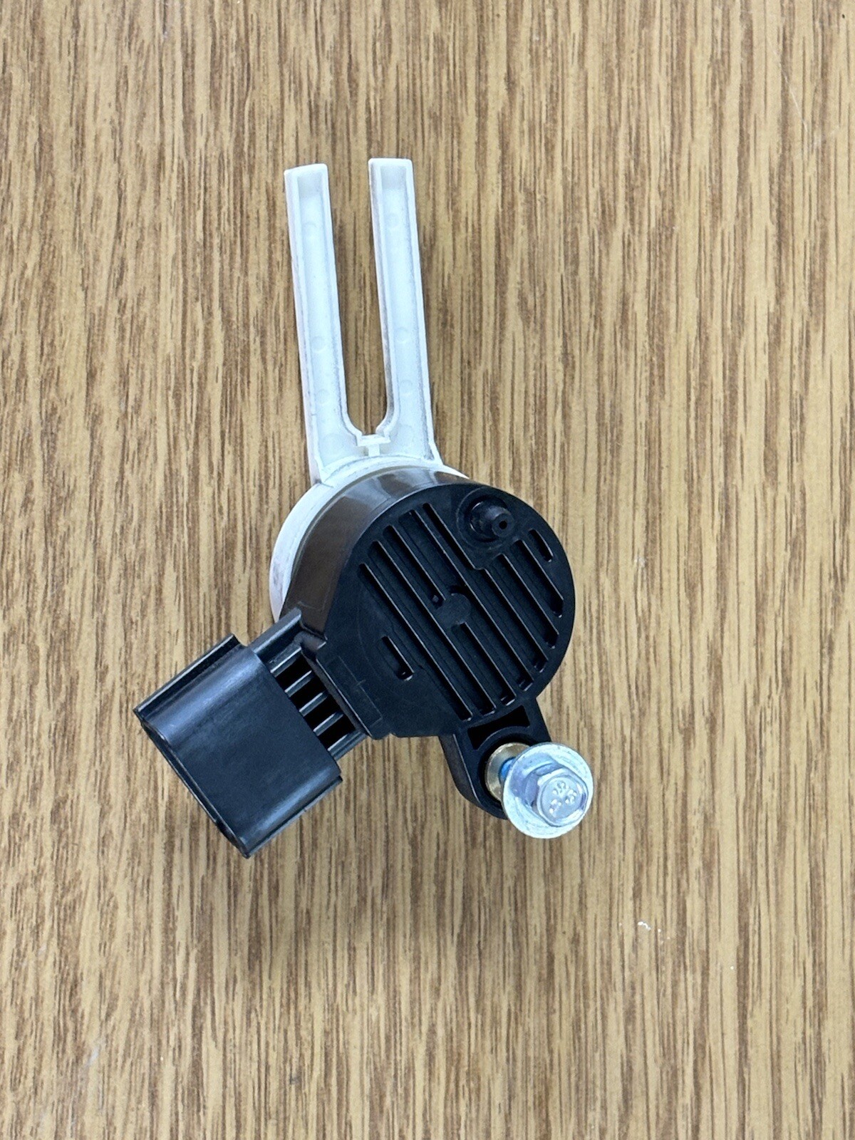 2012-2022 GM Genuine OEM 13597422 Brake Pedal Position Sensor