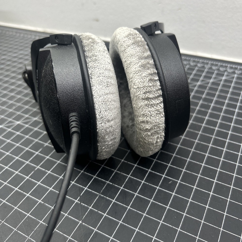 beyerdynamic DT 770 Pro Headphone - Black