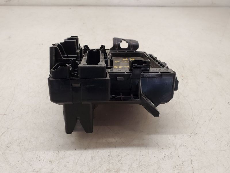 2007-2017 Lexus LS460 Engine Fuse Box Assembly OEM