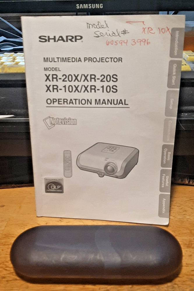 Sharp Notevision XR-10X Multimedia Projector with Leather Carrying Case