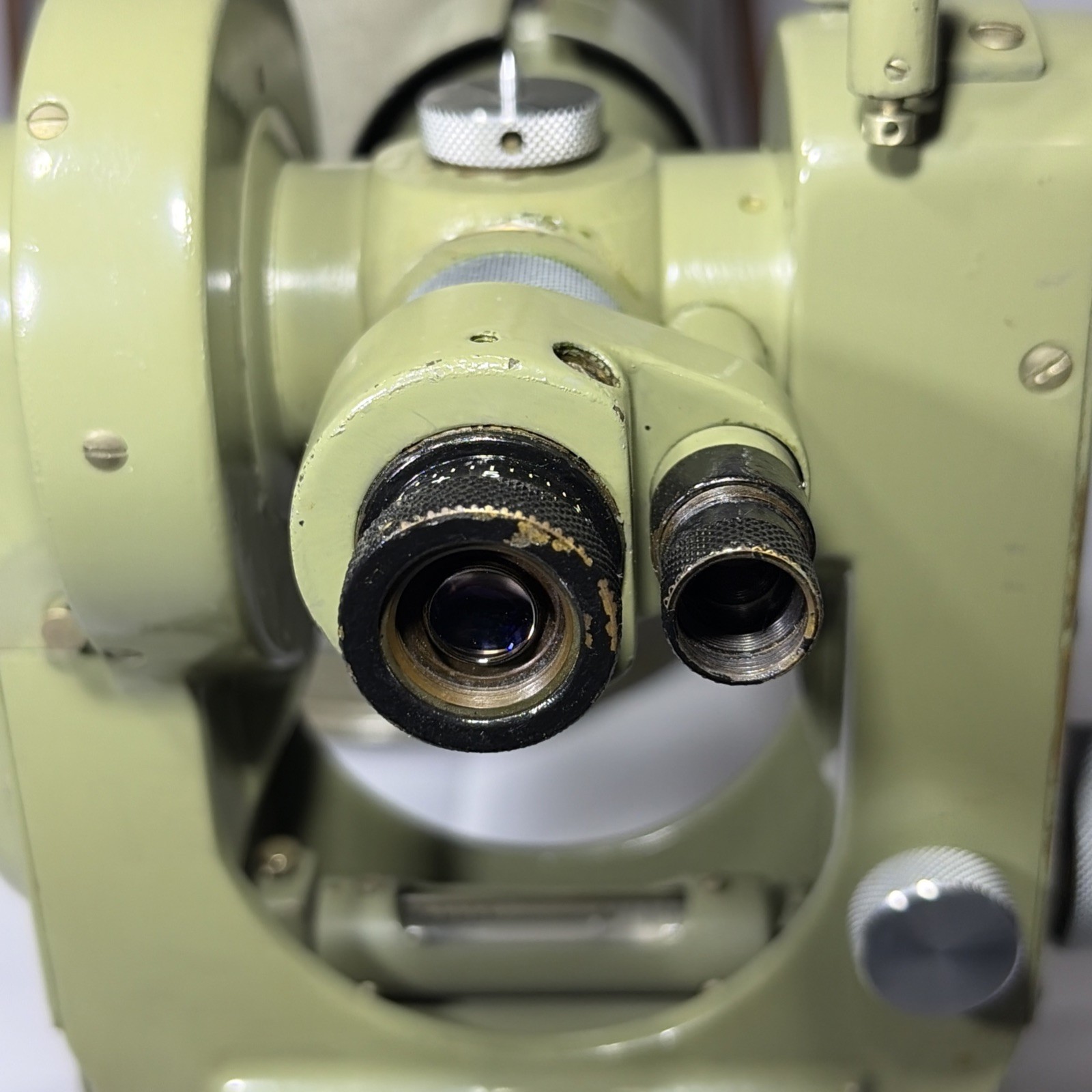 Wild Heerbrugg T1 Theodolite & Case Switzerland T1A-62820