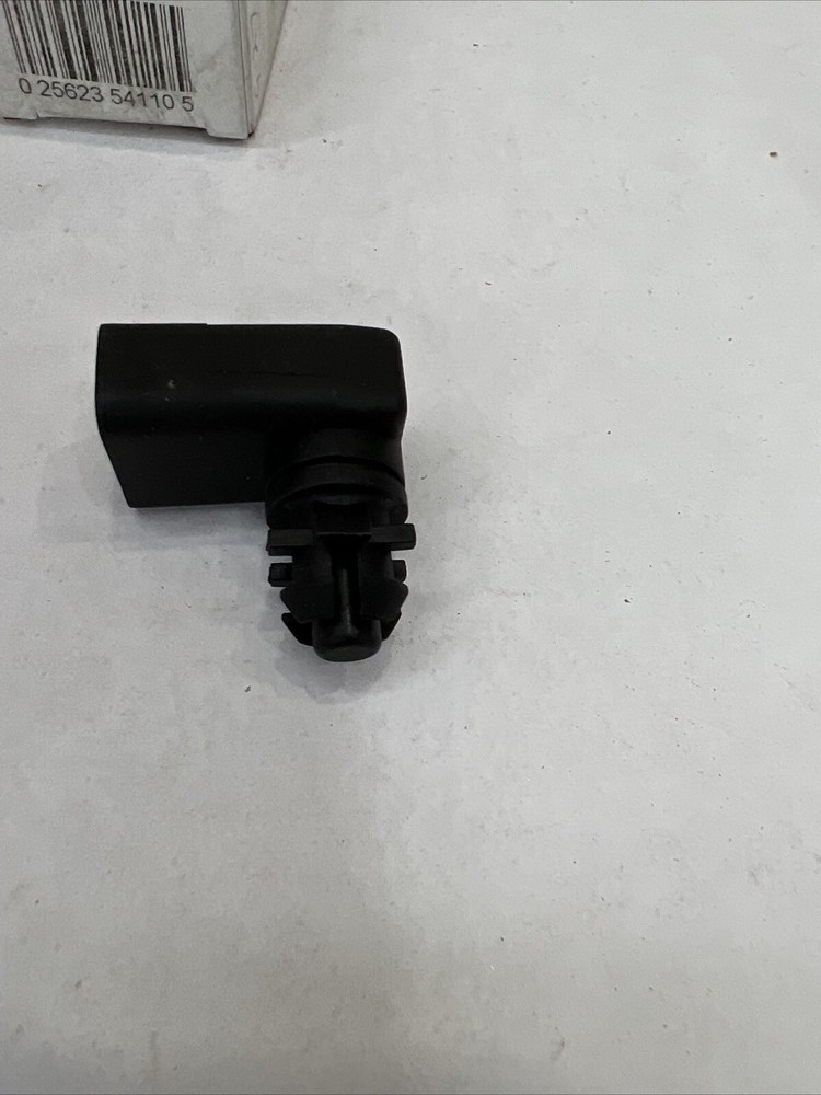 Ambient Temp Sensor Standard Motor Products AX156
