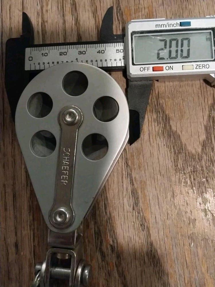 Schaefer Single Block w/ Long D SWIVEL Shackle