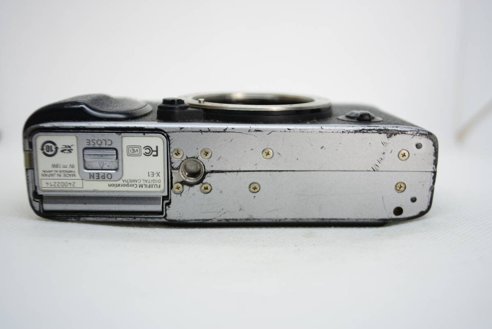 FUJIFILM X-E1 Body #3923