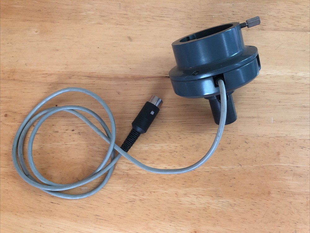 American Optical Microscope Automated Shutter with Built-in Cable 2.8X-5X - Nice