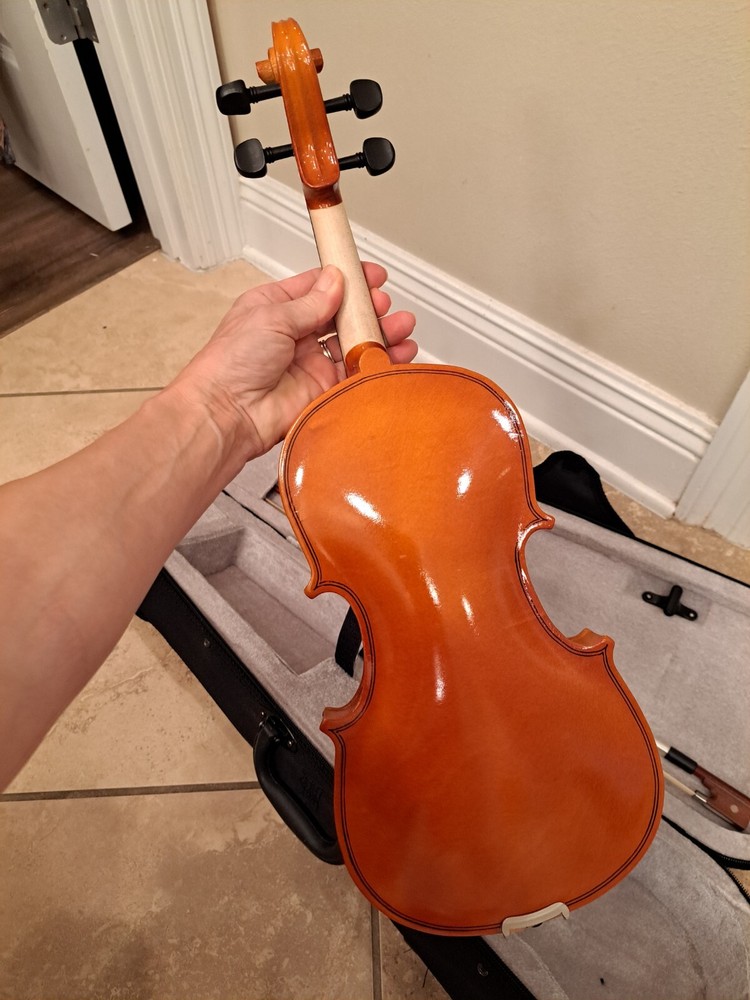 1/2 Student Violin Complete Kit W Case Good Condition No Marks