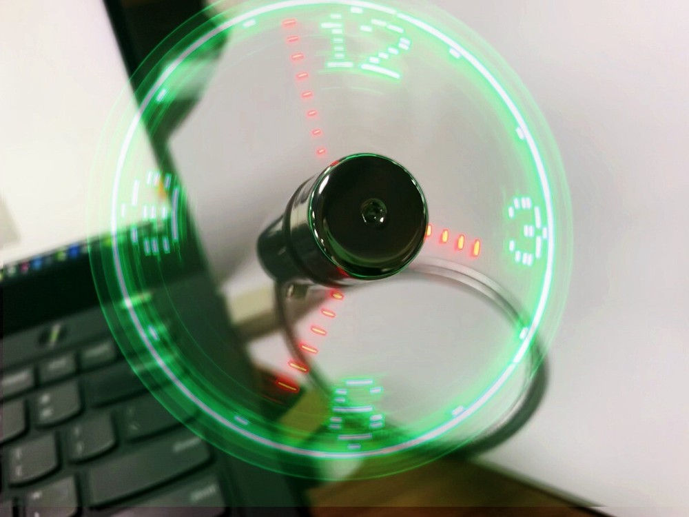 Mini USB LED Clock Fan Powered Cooling Flashing Real Time Display Function